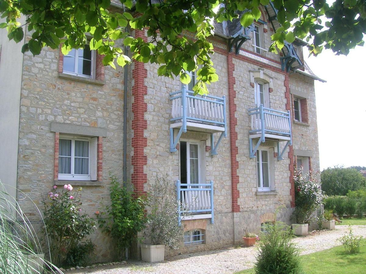 Appartements Villa Odette Bagnoles de l'Orne Normandie Exterior foto