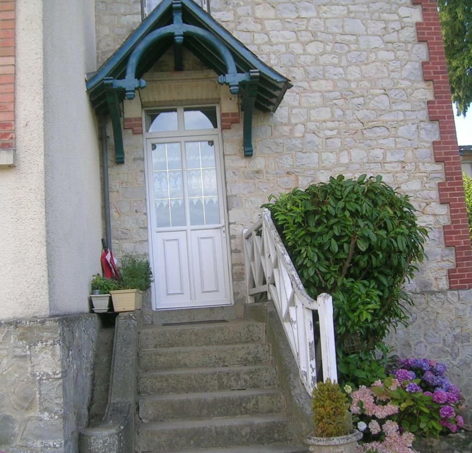 Appartements Villa Odette Bagnoles de l'Orne Normandie Exterior foto